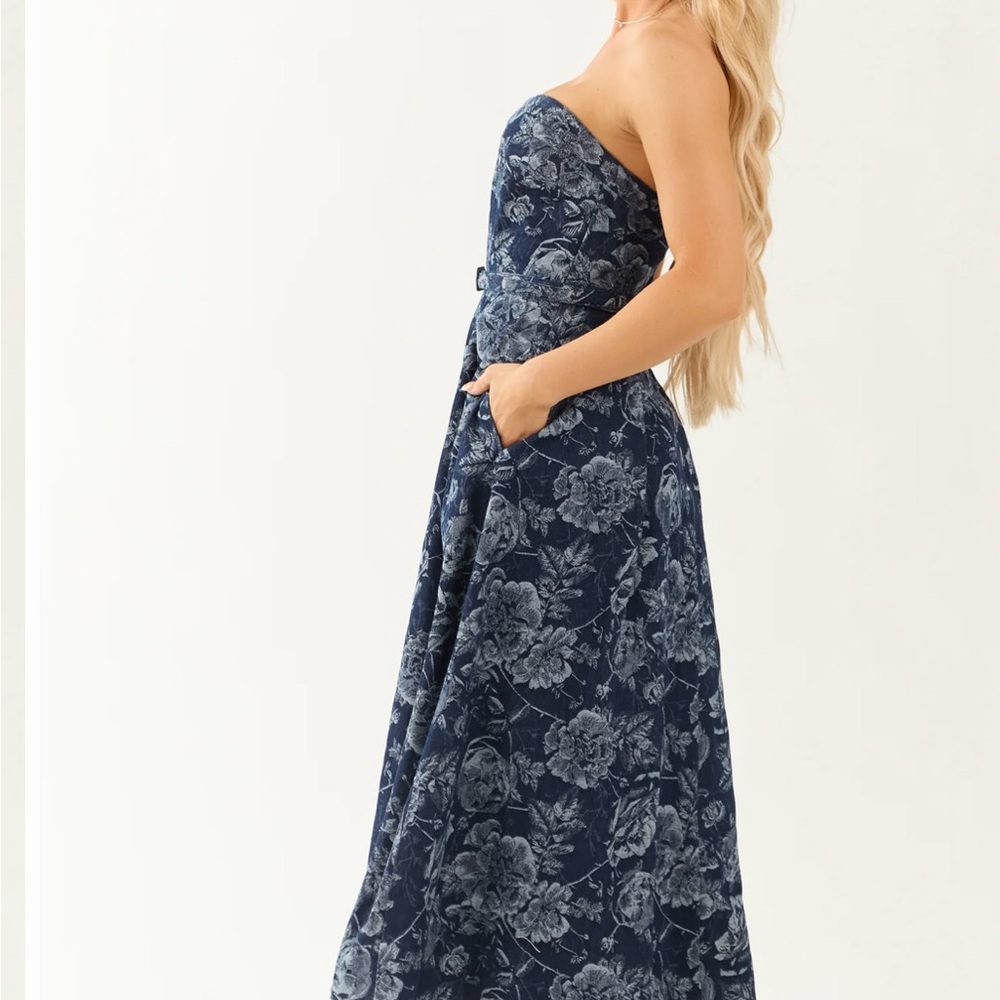 avara Blue Floral Denim Dress